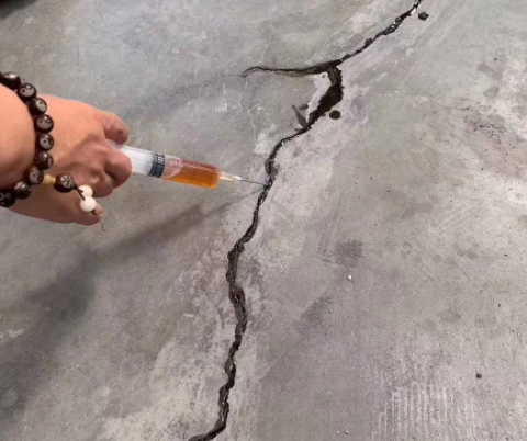 立山混凝土裂缝修补技术详解​
